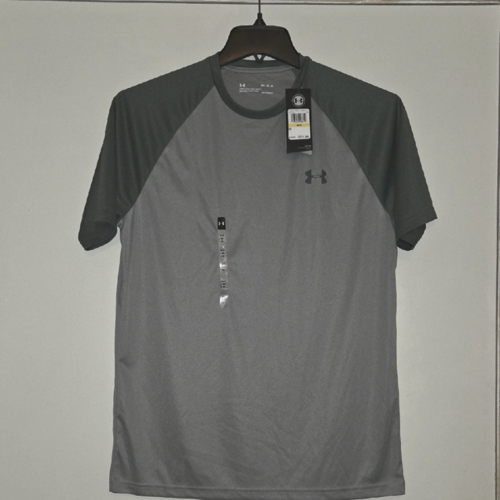 NWT Under Armour Tee